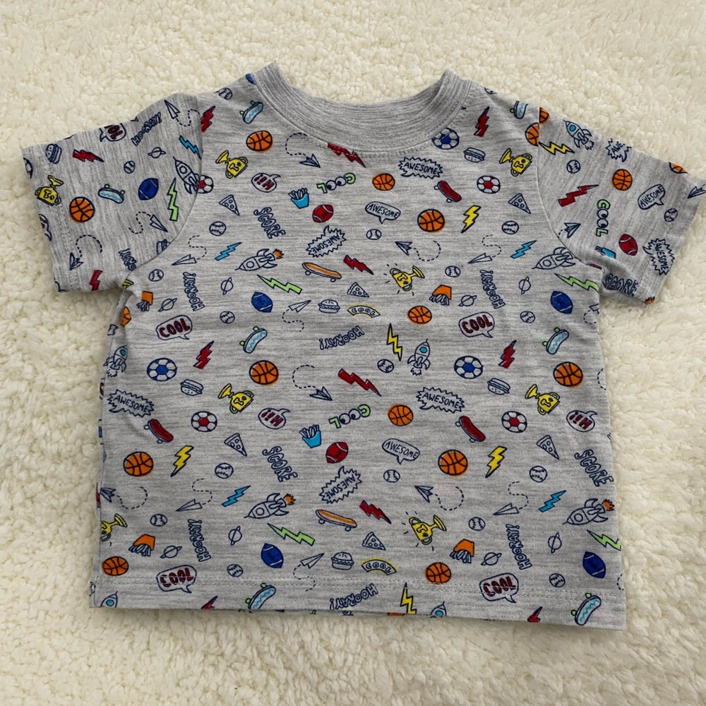 Garanimals 6-9 months t-shirt. In great condition